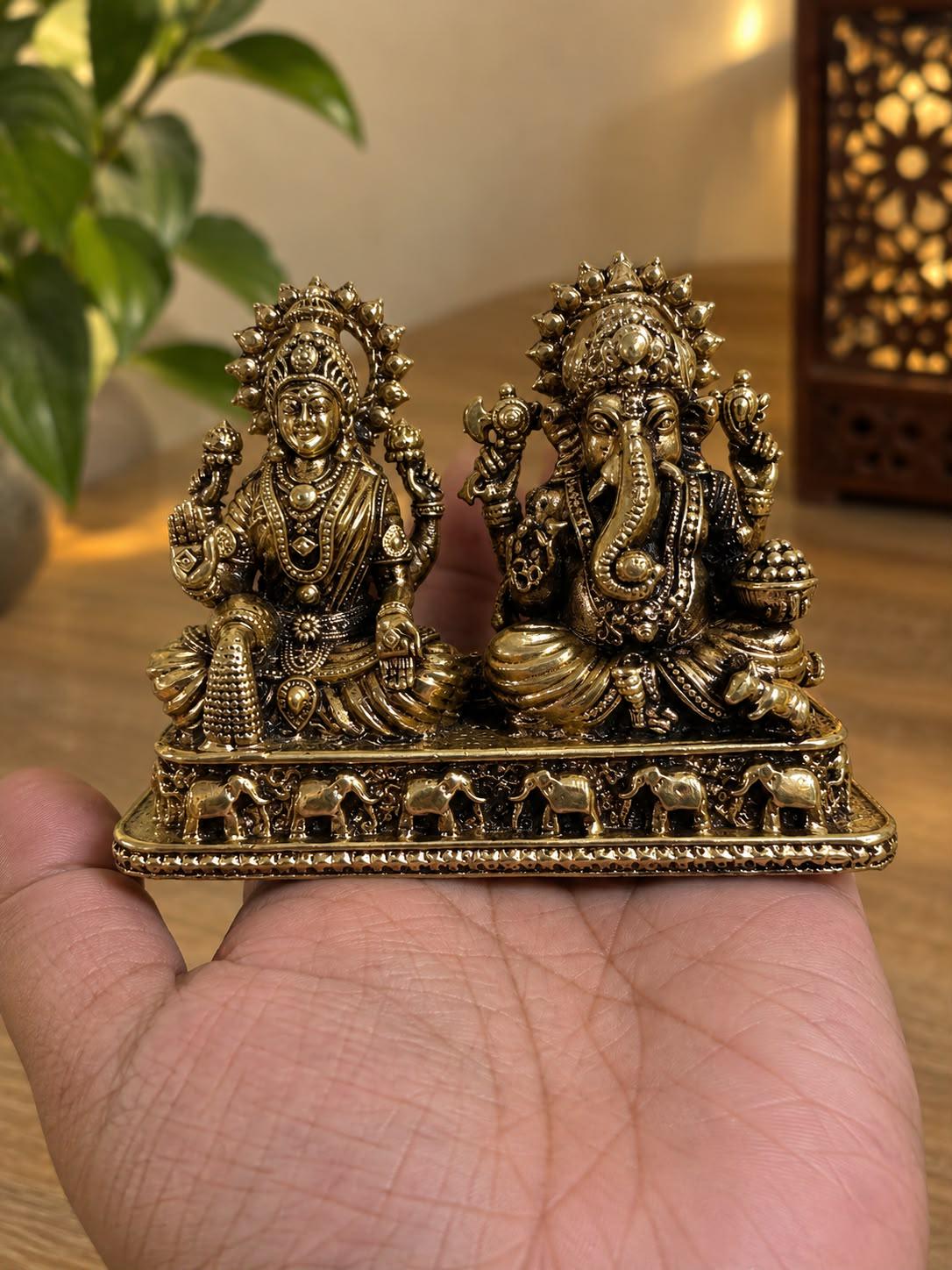 Handcrafted Brass Lakshmi Ganesh Idol, 3x3.5 Inch Hindu Temple Decor